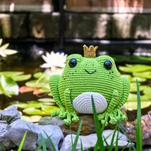 Prince Perry: The Frog crochet pattern